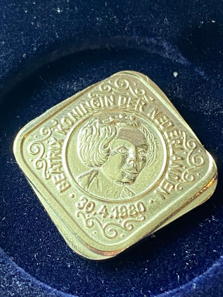 Setje van 2 munten: Beatrix, Floris en 5 cent misslag, Postzegels en Munten, Munten | Nederland, Ophalen of Verzenden, Koningin Beatrix