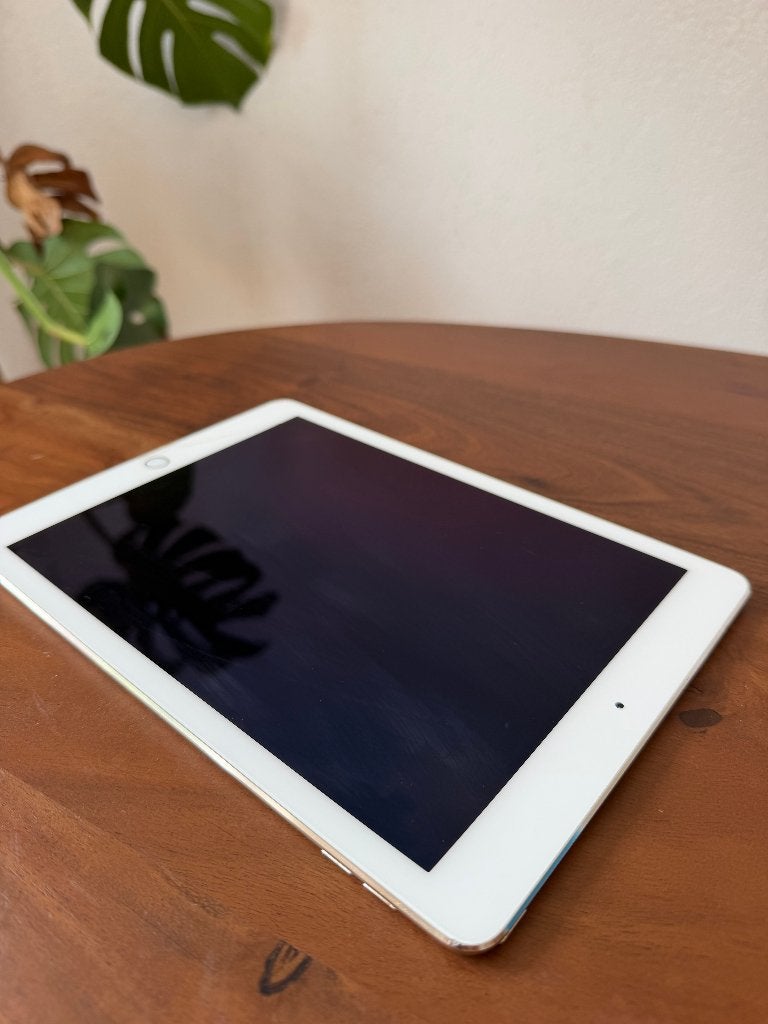Apple iPad A1566 + Luxe hoes, Computers en Software, 10 inch, Gebruikt, 32 GB, Apple iPad