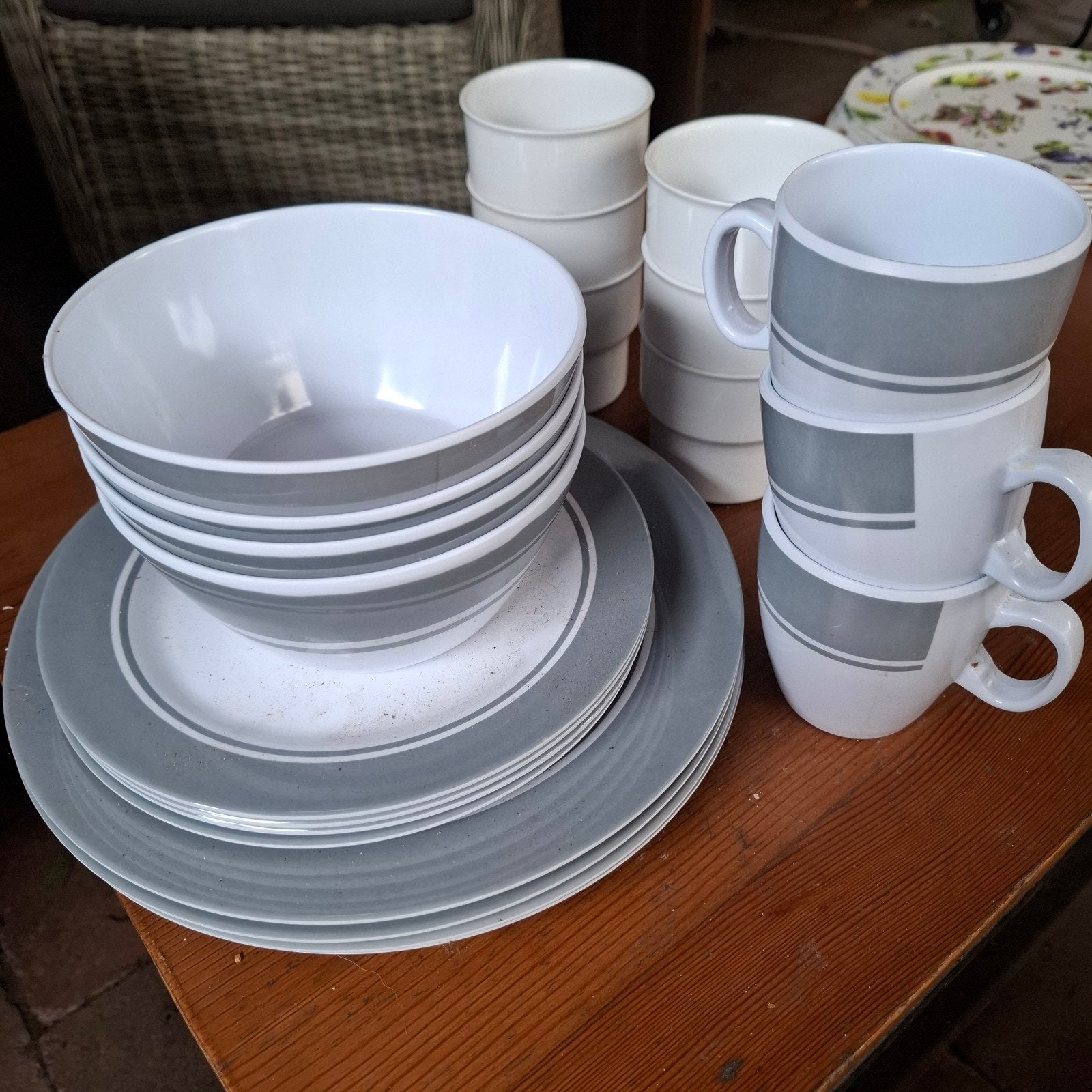Melamine servies set - grijs/wit - 100% melamine, Ophalen, Kunststof, Gebruikt, Modern