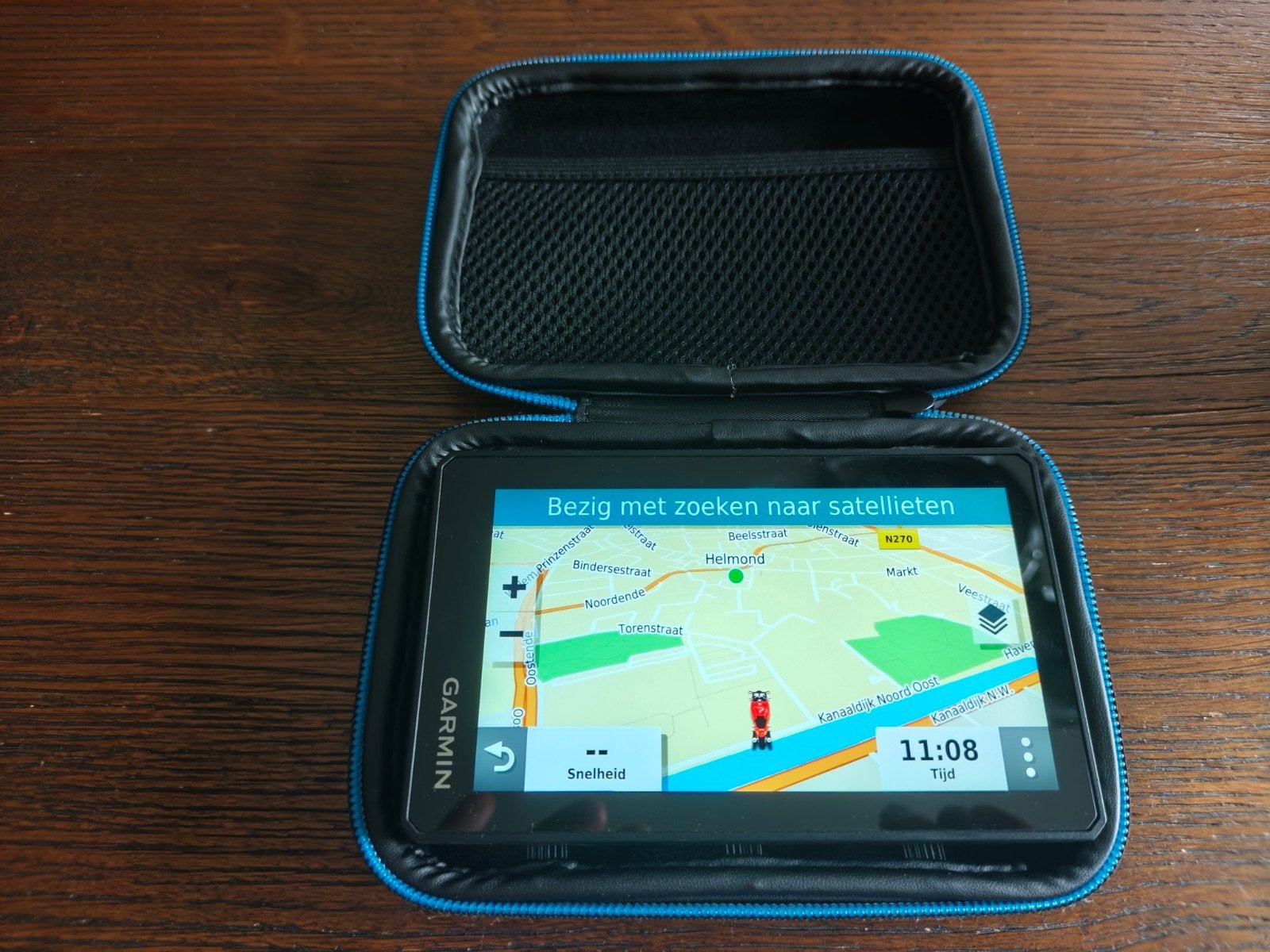 Garmin Zumo XT motornavigatie met houder, Ophalen of Verzenden, Zo goed als nieuw