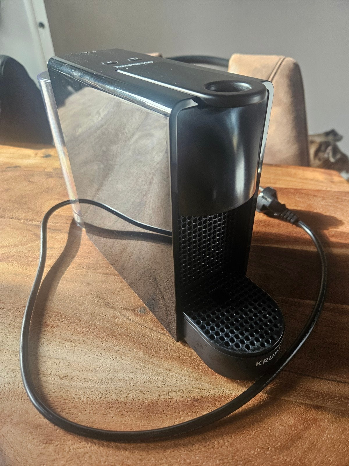 Krups Nespresso Essenza Mini - Compacte Espresso Machine, Ophalen, Zo goed als nieuw, Koffiemachine, Afneembaar waterreservoir