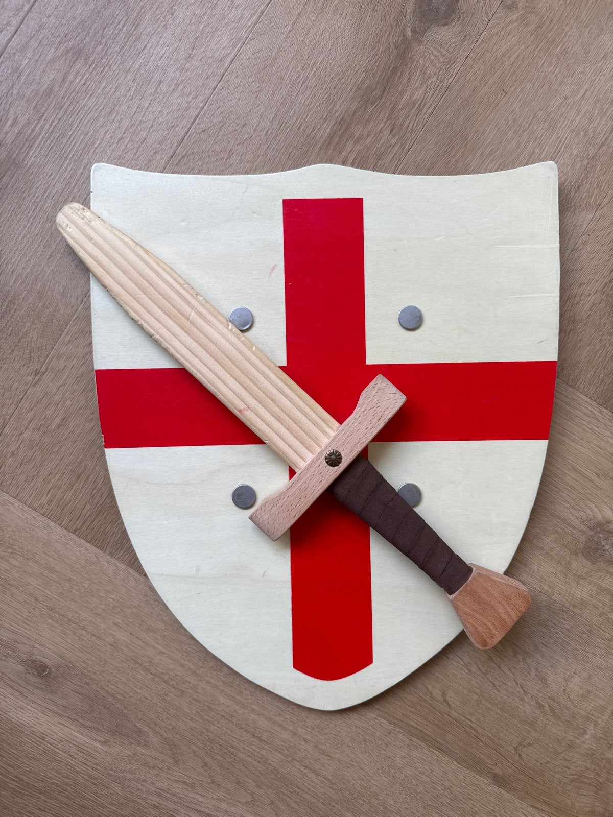 Houten ridder schild en zwaard verkleed set speelgoed, Ophalen of Verzenden, Gebruikt, Overige typen