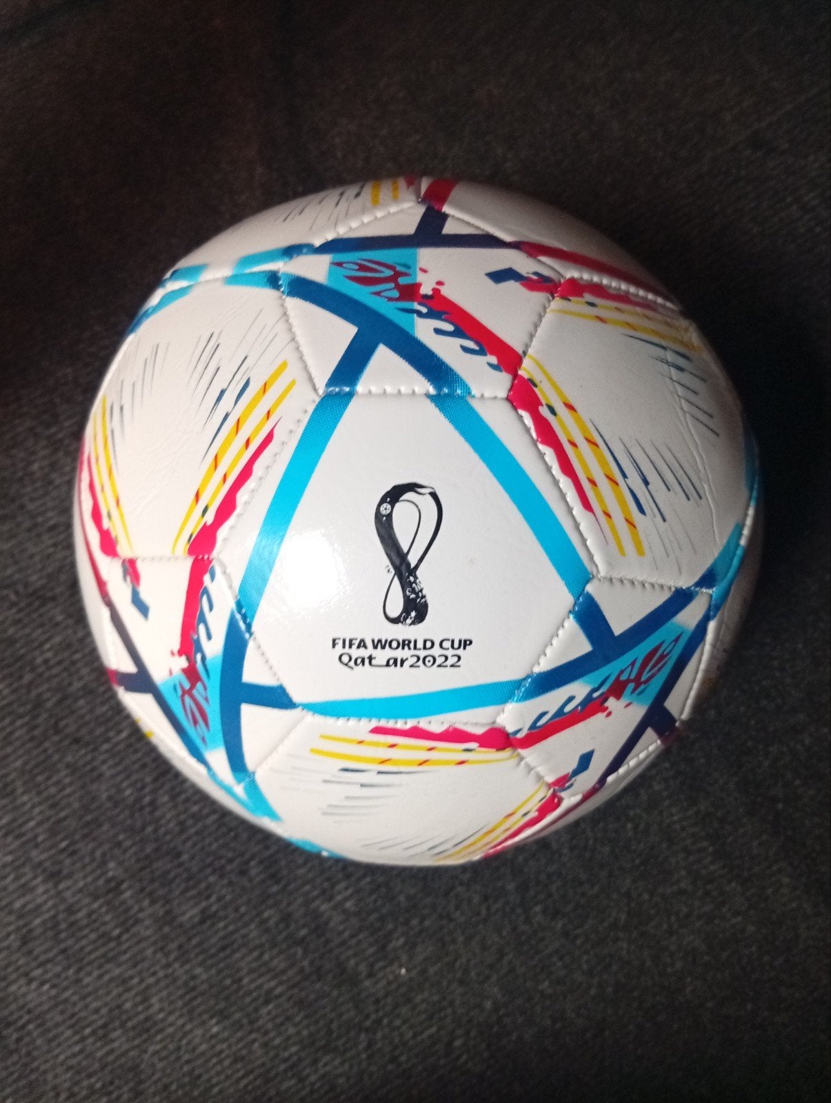 Gloednieuwe voetbal - FIFA World Cup Qatar 2022 design, Ophalen of Verzenden, Nieuw, Bal