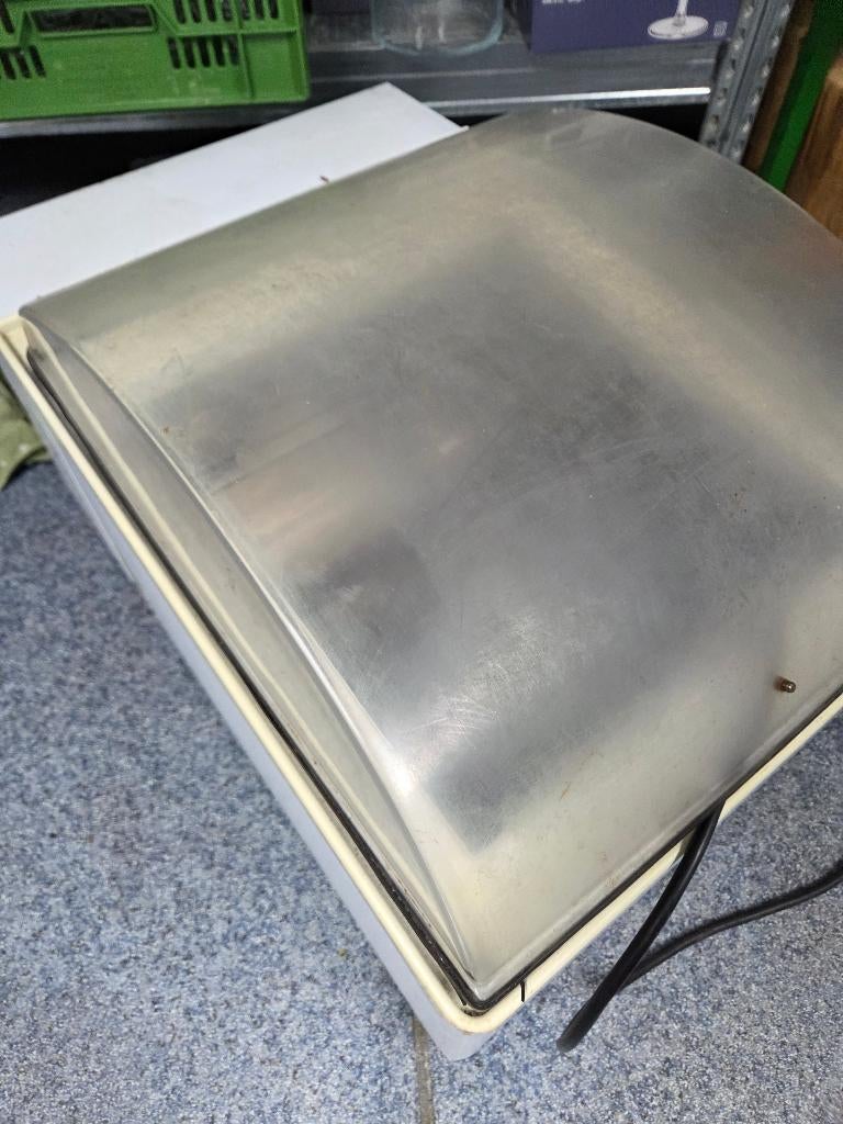 Vriezer, Witgoed en Apparatuur, Vriezers en Diepvrieskisten, Ophalen, Vrieskist, Gebruikt, Minder dan 85 cm