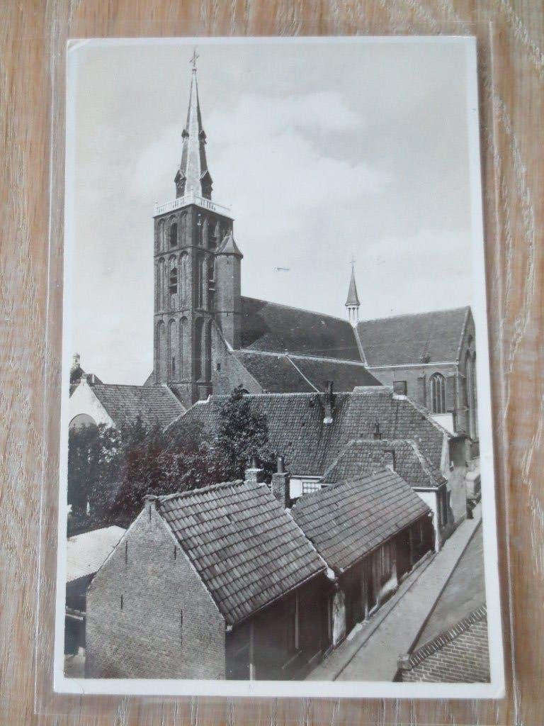 Ansichtkaart: Montfoort Hervormde Kerk - Bouwwerk 15e eeuw., Ophalen of Verzenden, 1940 tot 1960, Ongelopen, Utrecht
