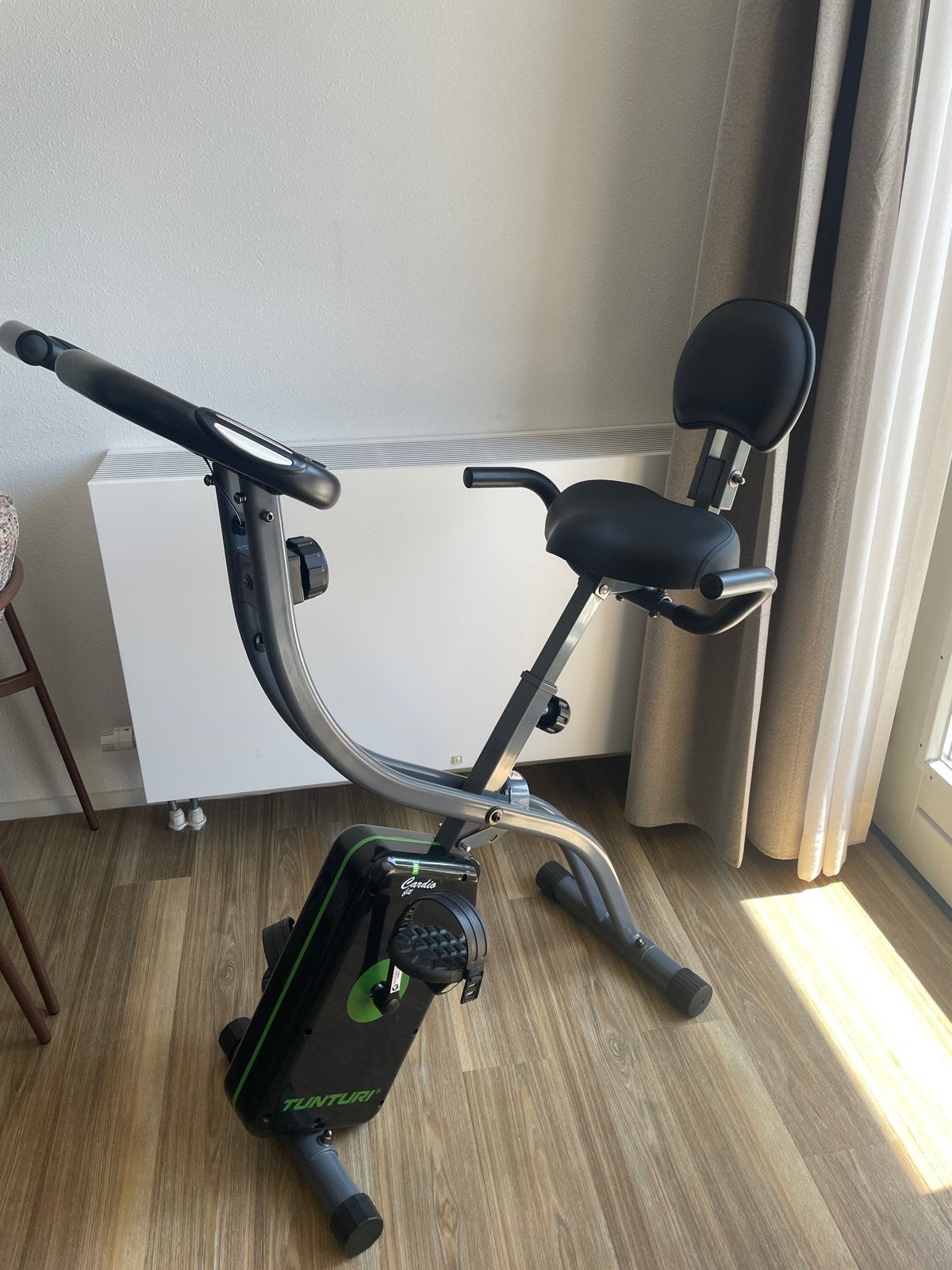 Tunturi B25 Inklapbare Hometrainer - Zo goed als nieuw, Ophalen, Zo goed als nieuw, Metaal, Benen