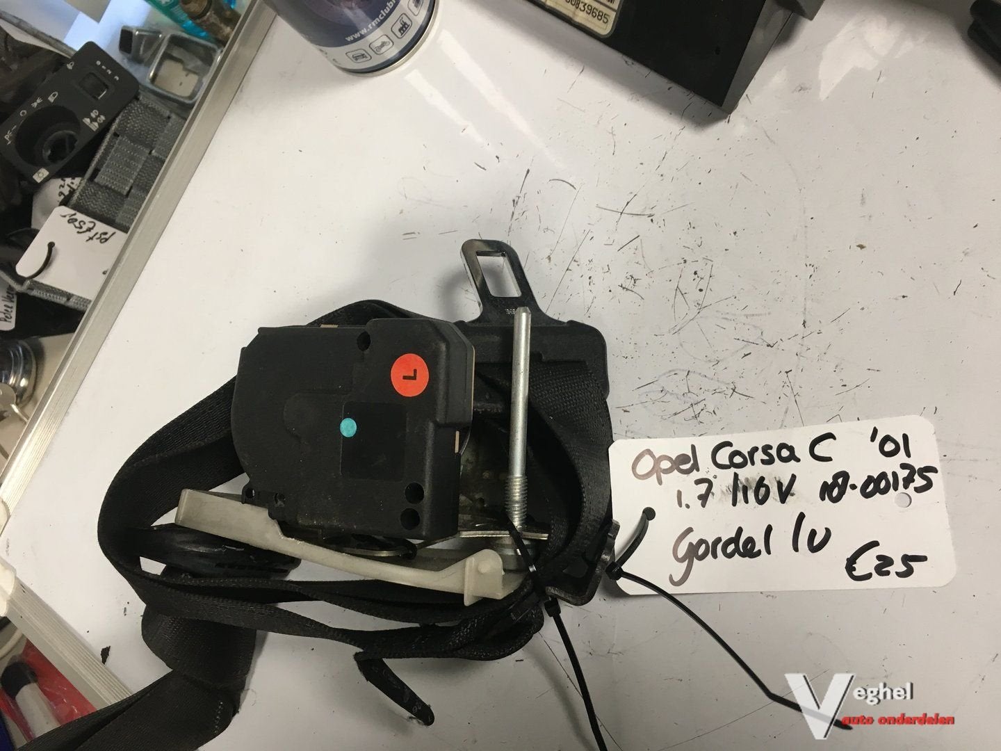 Opel Corsa C 2001 Gordel Linksvoor of Rechtsvoor