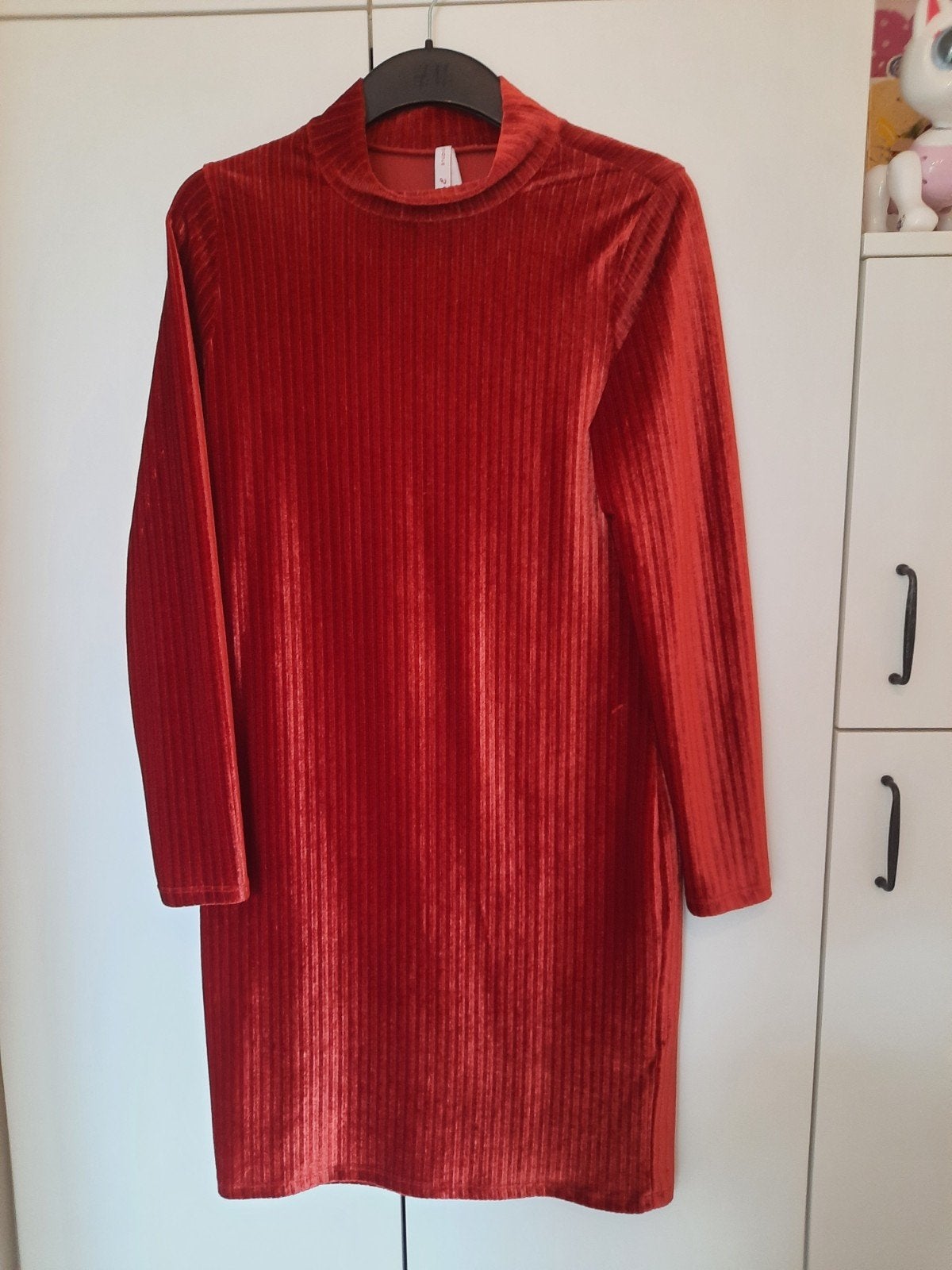 Wijnrode velvet fluwelen jurk Miss E Studio maat S, Kleding | Dames, Ophalen of Verzenden, Miss e studio, Maat 36 (S), Gedragen