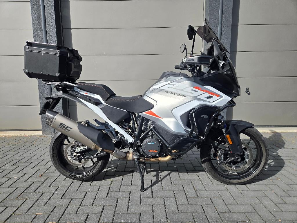 KTM 1290 Super Adventure S 2024 (BTW Motor), Motoren, Motoren | KTM, 2 cilinders, Handvatverwarming, Occasion, Motorrijbewijs A