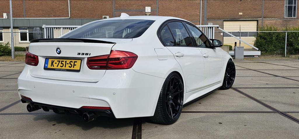 Bmw 335i M-Performance, Auto's, Automaat, Achterwielaandrijving, Zwart, Wit