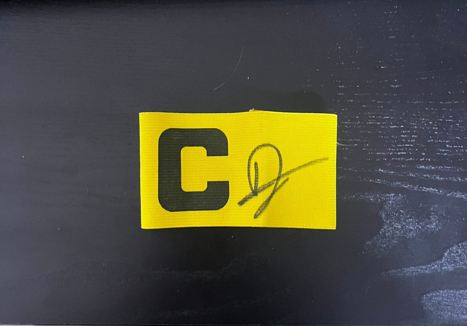 Gesigneerde aanvoerdersband van Donyell Malen, Ophalen of Verzenden, Nieuw, Buitenlandse clubs, Overige typen