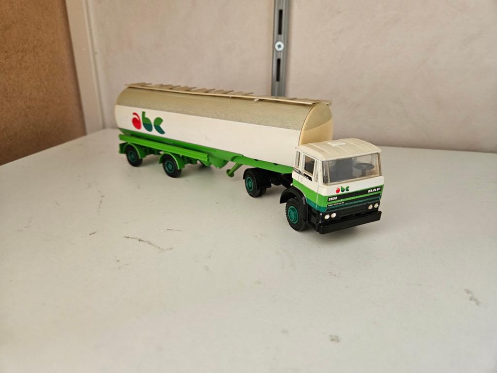 Lion Toys en Tekno Schaalmodellen 1:50 - Zgan, Ophalen of Verzenden, Zo goed als nieuw, Bus of Vrachtwagen, Lion Toys