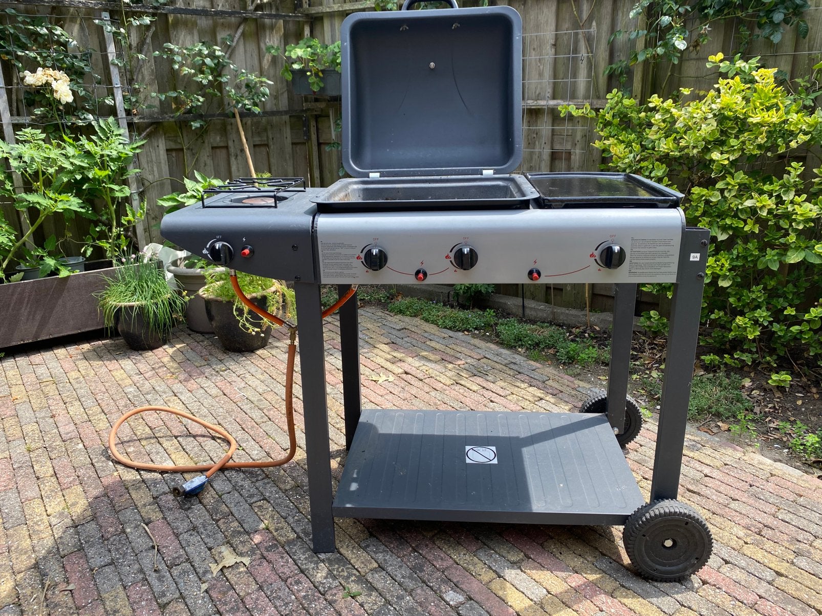 Nice cooker gas-bbq 4 branders, Ophalen, Gebruikt