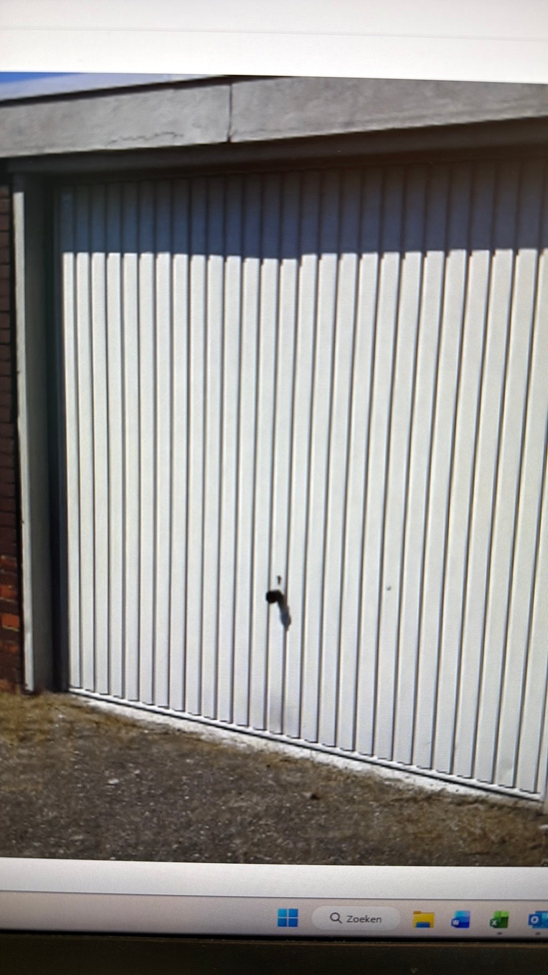 Te huur: Garagebox Ten Boer, Huizen en Kamers, Groningen