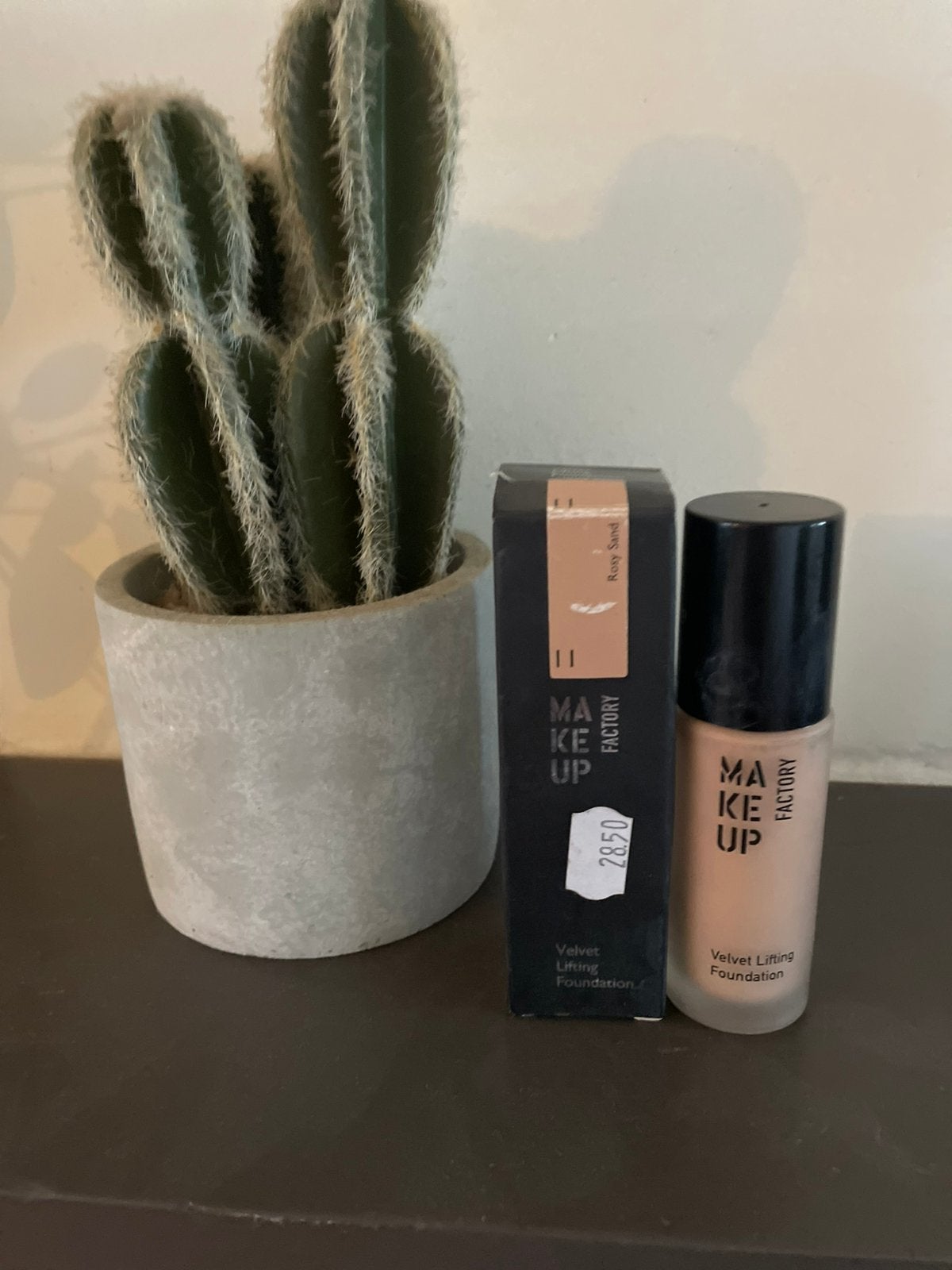 Foundation nieuw, Gehele gezicht, Beige, Nieuw, Ophalen of Verzenden