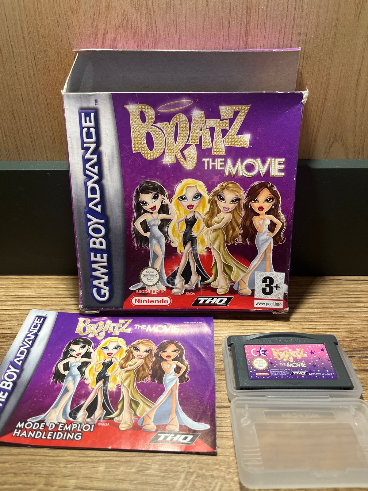 Bratz The Movie Game Boy Advance GBA met doos en handleiding, Spelcomputers en Games, Ophalen of Verzenden, Gebruikt, Game Boy Advance