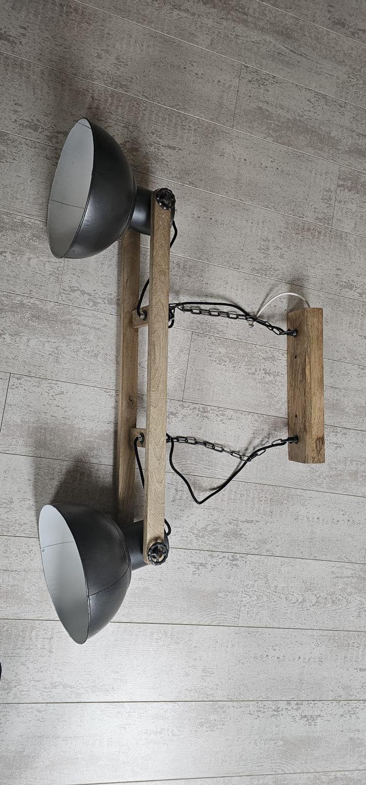 Industriële hanglamp, Ophalen