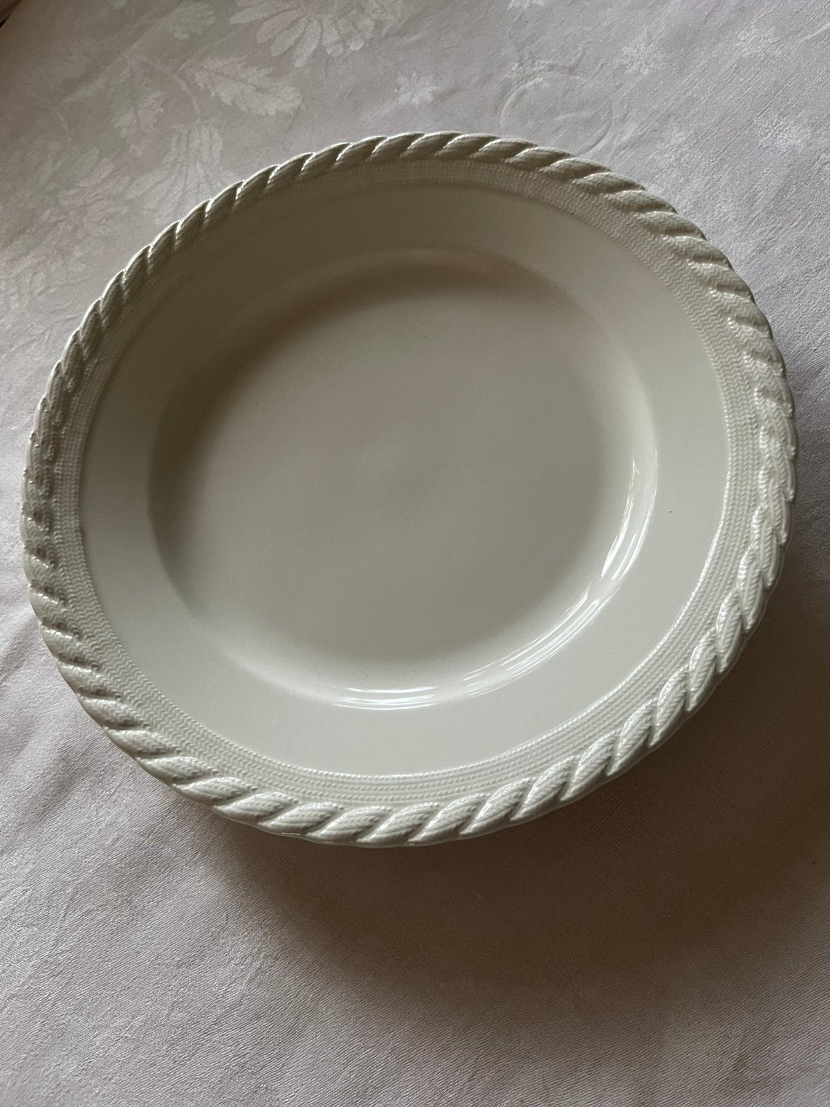 Gezocht: Wedgwood Ralph Lauren servies (ecru) - borden, Ophalen, Gebruikt, Bord(en), Wedgwood