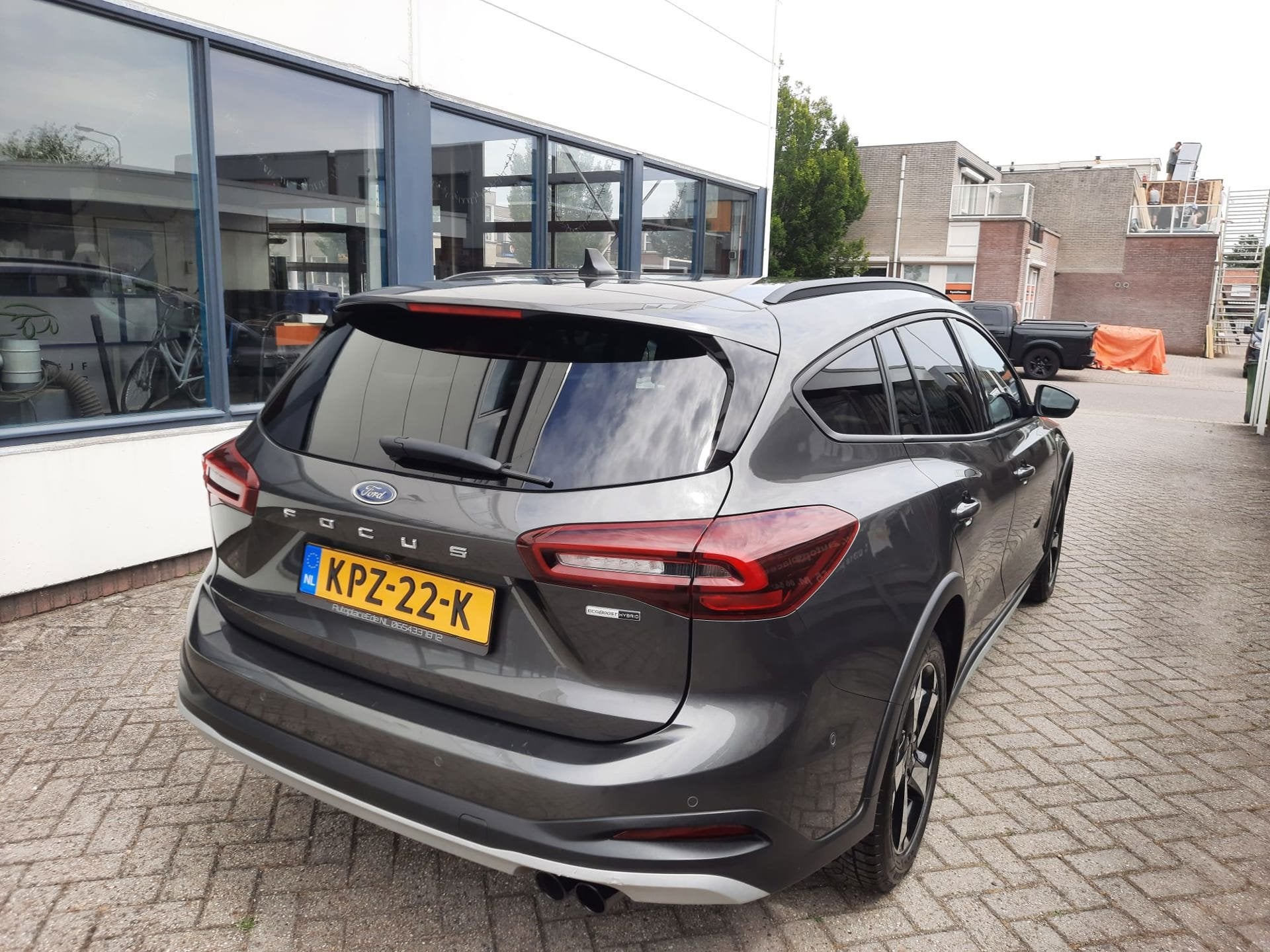 Ford Focus Wagon 1.0 Eco Hybrid Titanium 2023 nw model super, Gebruikt, Euro 6, Hybride Elektrisch/Benzine, 3 cilinders
