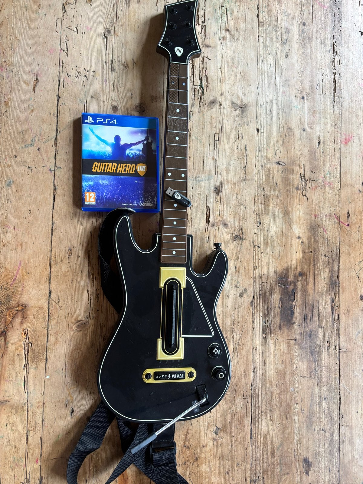 Guitar Hero Live PS4 met gitaar en Dongle, Spelcomputers en Games, Muziek, 1 speler, Eén computer, Ophalen of Verzenden
