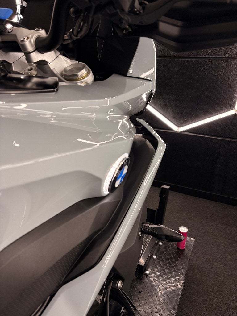 LED Logo + montage BMW S1000XR (2020–2026), Ophalen of Verzenden, Exclusive Racing Parts, Info@exclusiveracingparts.nl, Industrieweg 1-40, 2712LA