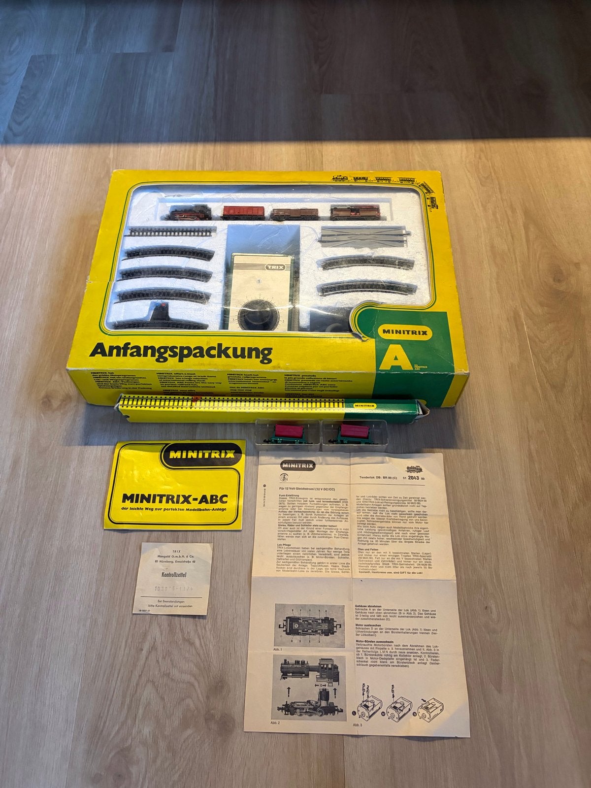Minitrix Anfangspackung A - Complete Treinset N-spoor, Hobby en Vrije tijd, Treinset, Gelijkstroom, Trix, Ophalen of Verzenden