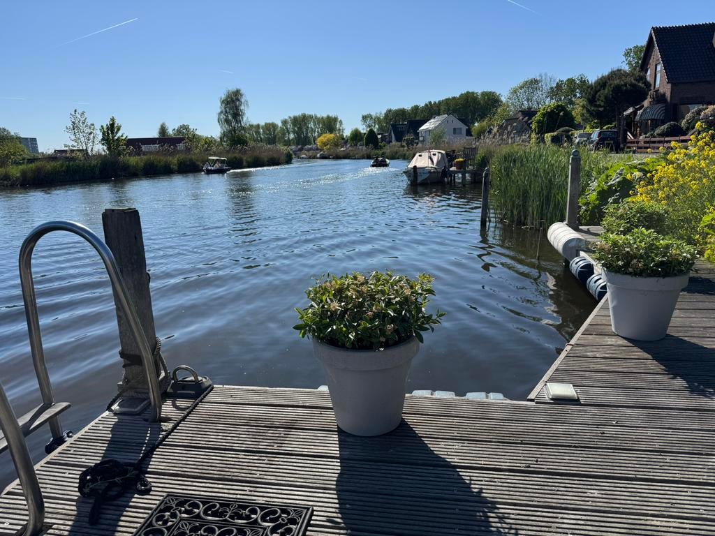 Steiger voor een boot, Drie personen of meer, Kortingskaart