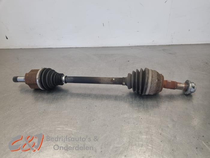 Aandrijfas links-voor van een Fiat Ducato