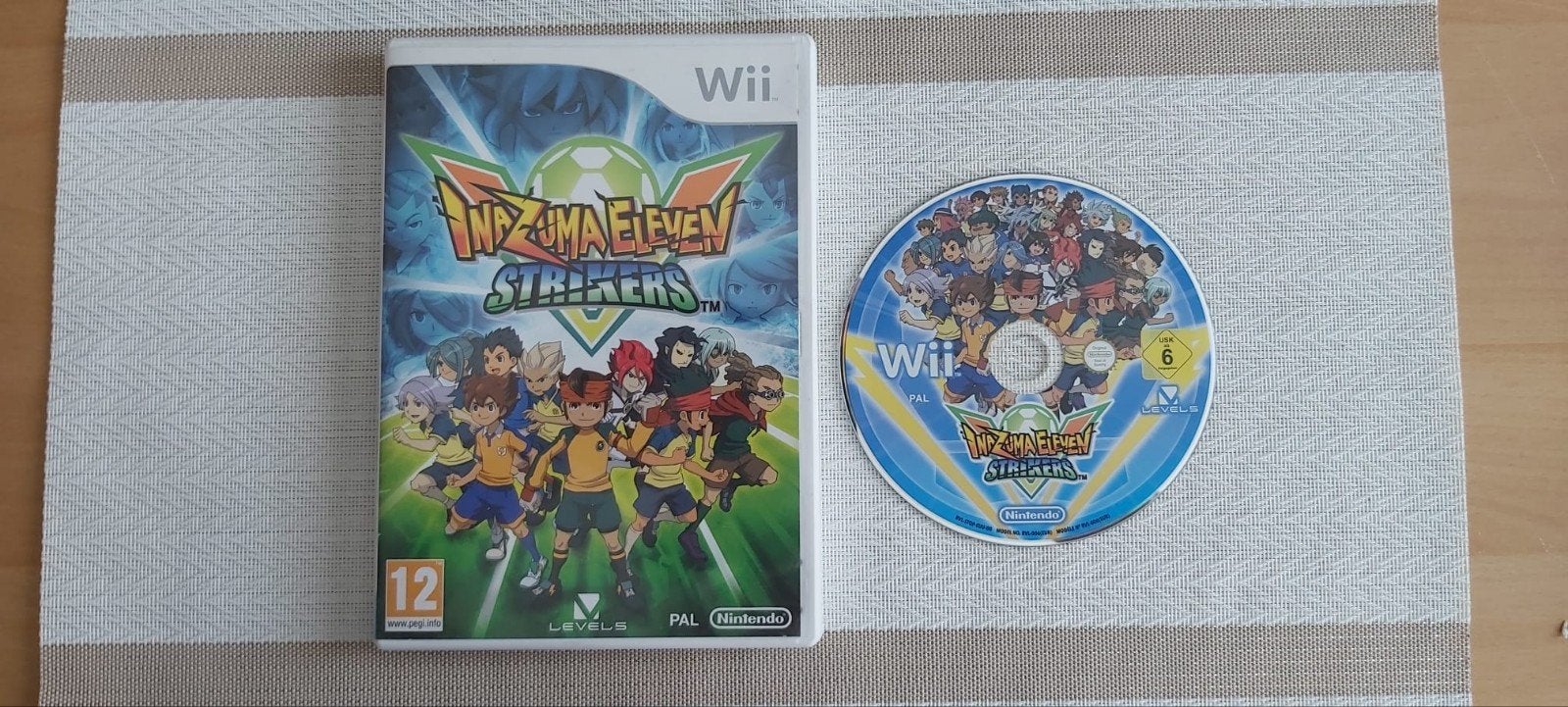 Inazuma Eleven Strikers - Wii (Zo goed als nieuw), Spelcomputers en Games, Ophalen of Verzenden