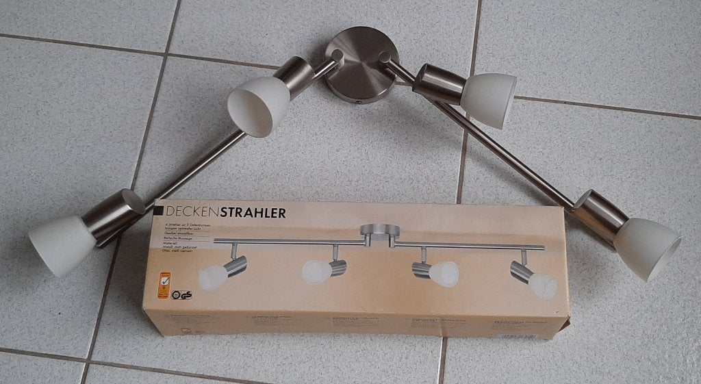 plafondlamp 4 lamps met 2 verstelbare "armen", Ophalen, Zo goed als nieuw, Glas, Plafondlamp