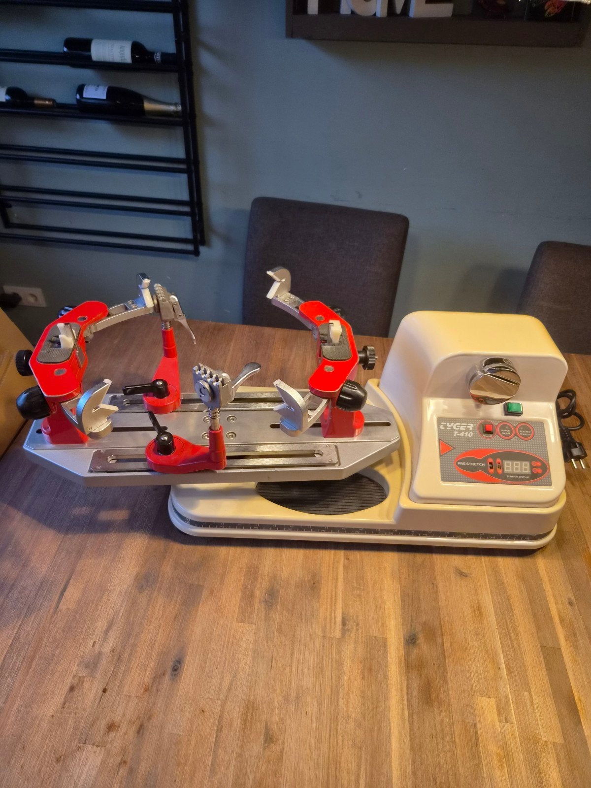 tyger T-410 stringeco Tennis Racket Bespanmachine, Ophalen of Verzenden, Zo goed als nieuw, Overige typen, Overige merken