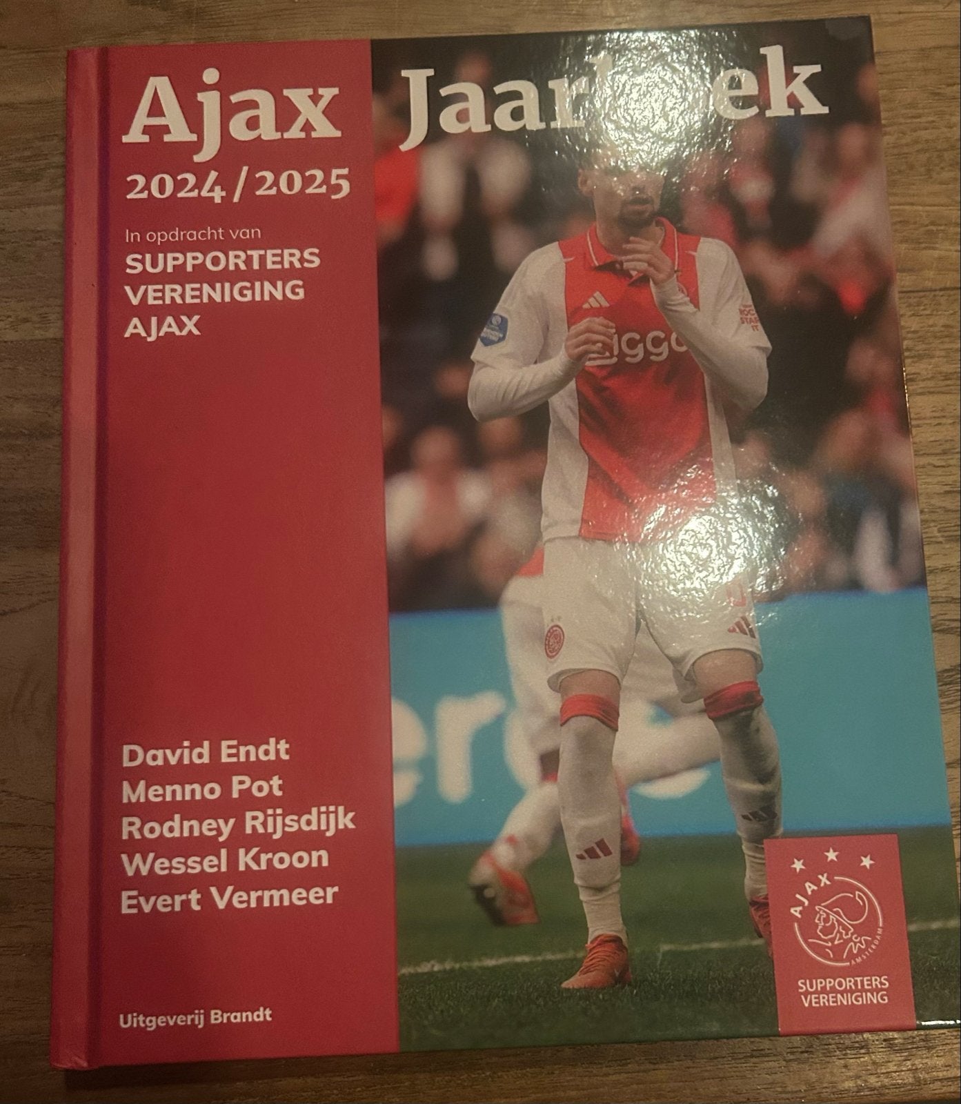 Ajax Jaarboek 2024/2025 - Supporters Vereniging Ajax, Ophalen of Verzenden, Nieuw, Overige sporten