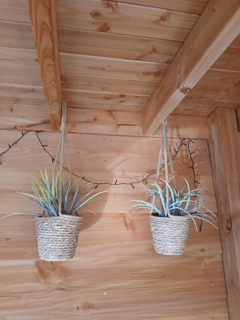2 jute plantenhangers inclusief kunstplanten, Ophalen, Zo goed als nieuw