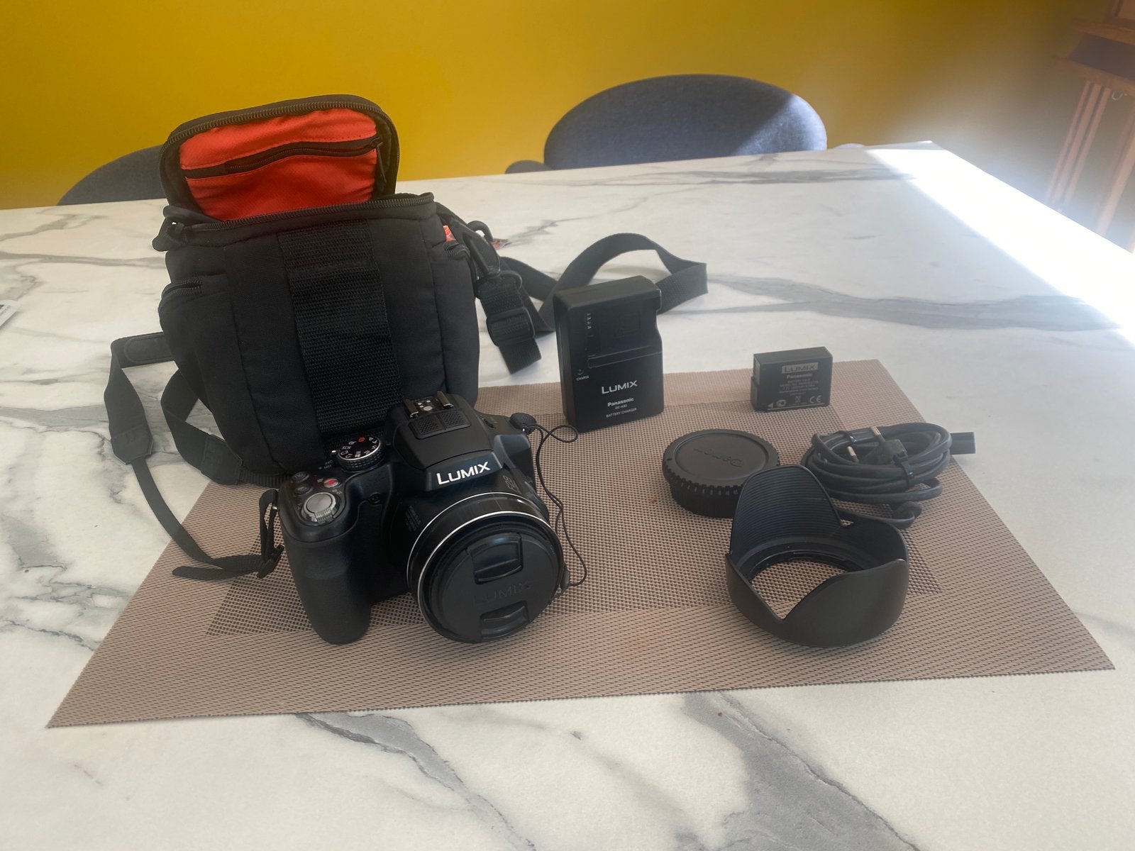 Panasonic Lumix DMC-FZ200 Bridgecamera - Complete set, Gebruikt, Panasonic, Beeldstabilisatie, Ophalen of Verzenden