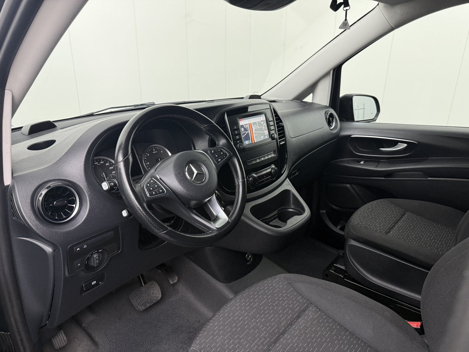 Mercedes-Benz Vito 116CDI Automaat Lang | Led | Standverwarm, Stof, Gebruikt, Euro 6, 2000 kg