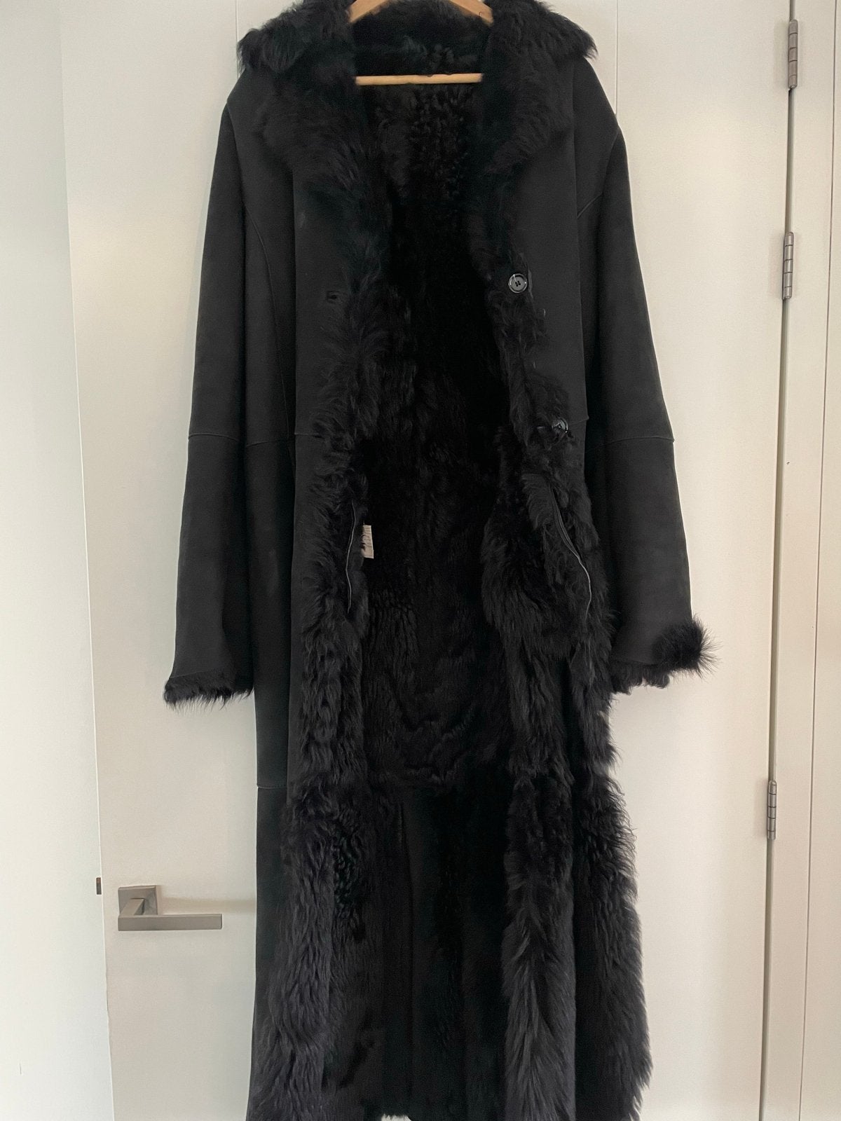 Lange zwarte shearling jas van VINOUS by Marconelle, Ophalen of Verzenden, Zo goed als nieuw, Maat 38/40 (M), Zwart
