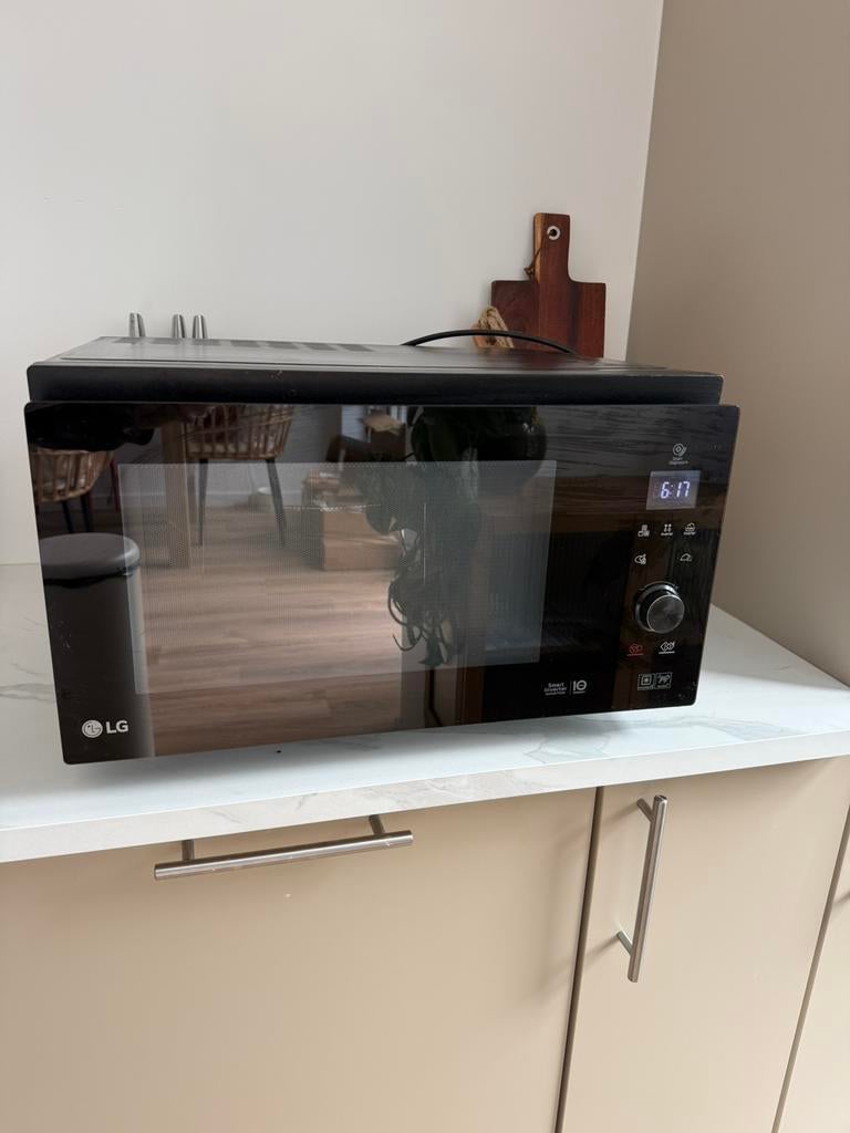 Oven magnetron combi LG, Ophalen, Zo goed als nieuw, 45 tot 60 cm
