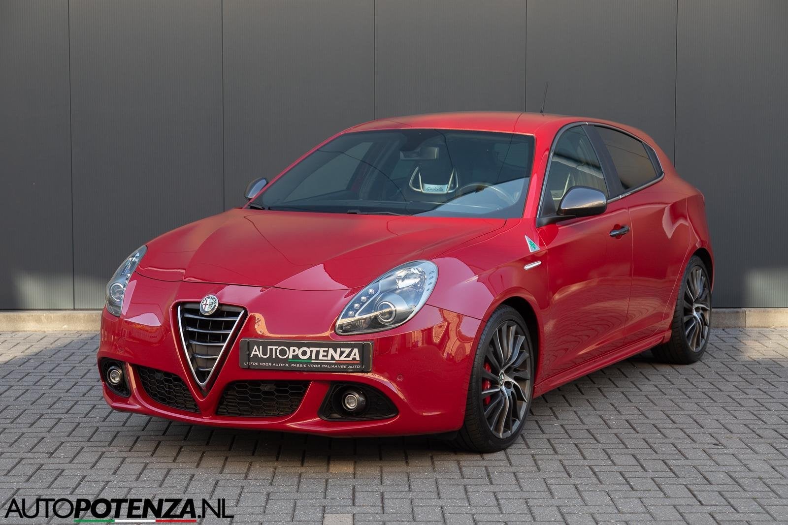 Alfa Romeo Giulietta 1.7 TBi TCT Quadrifoglio Verde Bose PDC, Auto's, Gebruikt, 4 cilinders, Bedrijf, 1000 kg