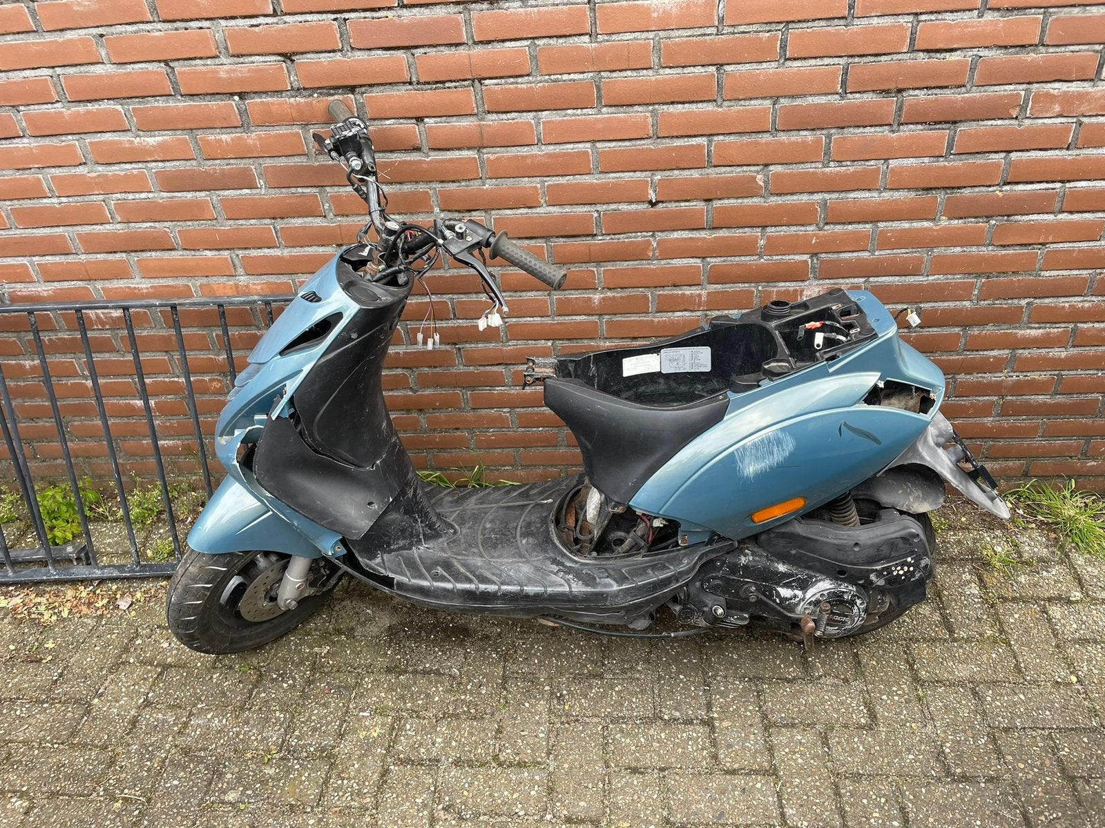 Zip2000 zonder 123 onderdelen 125/180project werkingonbekend, Motoren, Tuning en Styling, Ophalen of Verzenden