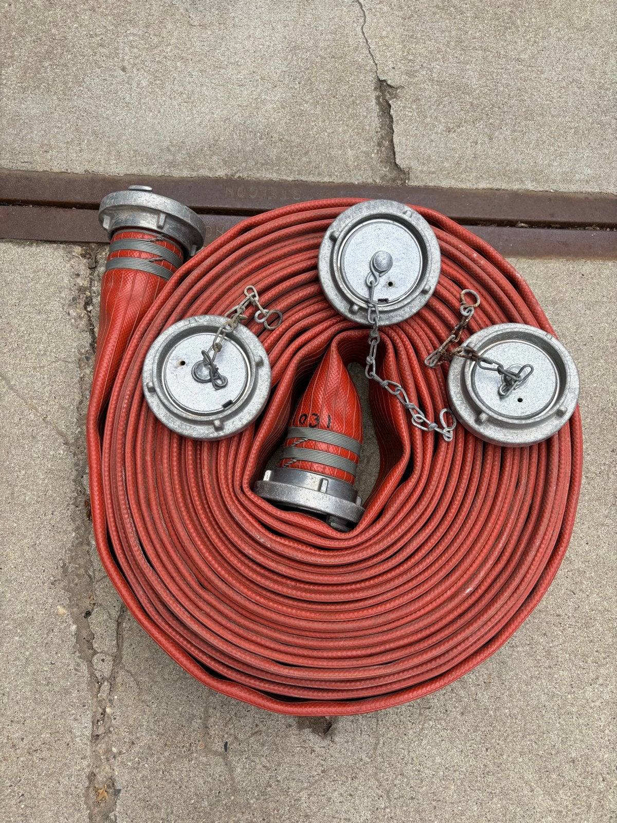 20 meter brandweerslang incl. 3 deksels stortz 80, Ophalen of Verzenden, Gebruikt