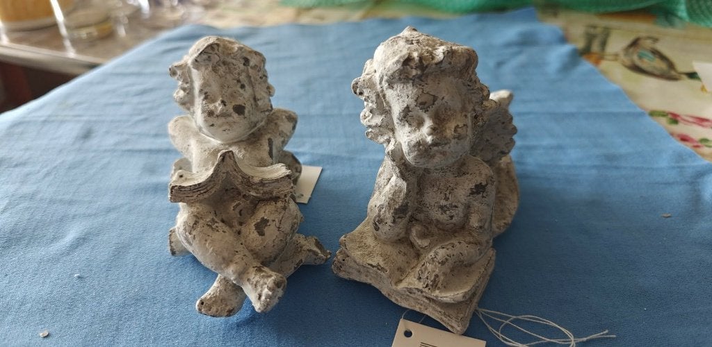 beeldjes engeltjes in steen 2 verschillende, Ophalen of Verzenden, Zo goed als nieuw, Laaf