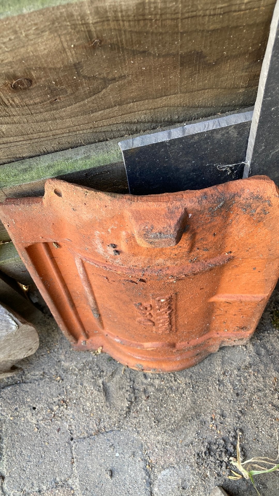 VINTAGE DAKPANNEN en DRAINEER BUIZEN, Ophalen