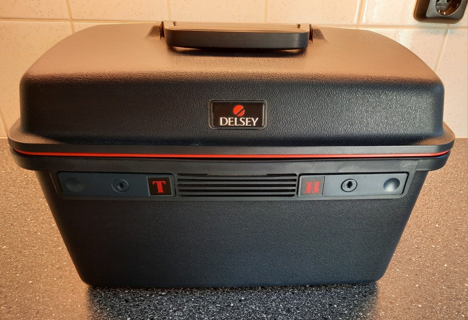 Delsey Beautycase Zwart met Spiegel en Slot, Sieraden, Tassen en Uiterlijk, Beautycases, Gebruikt, Zwart, Met slot, Ophalen of Verzenden