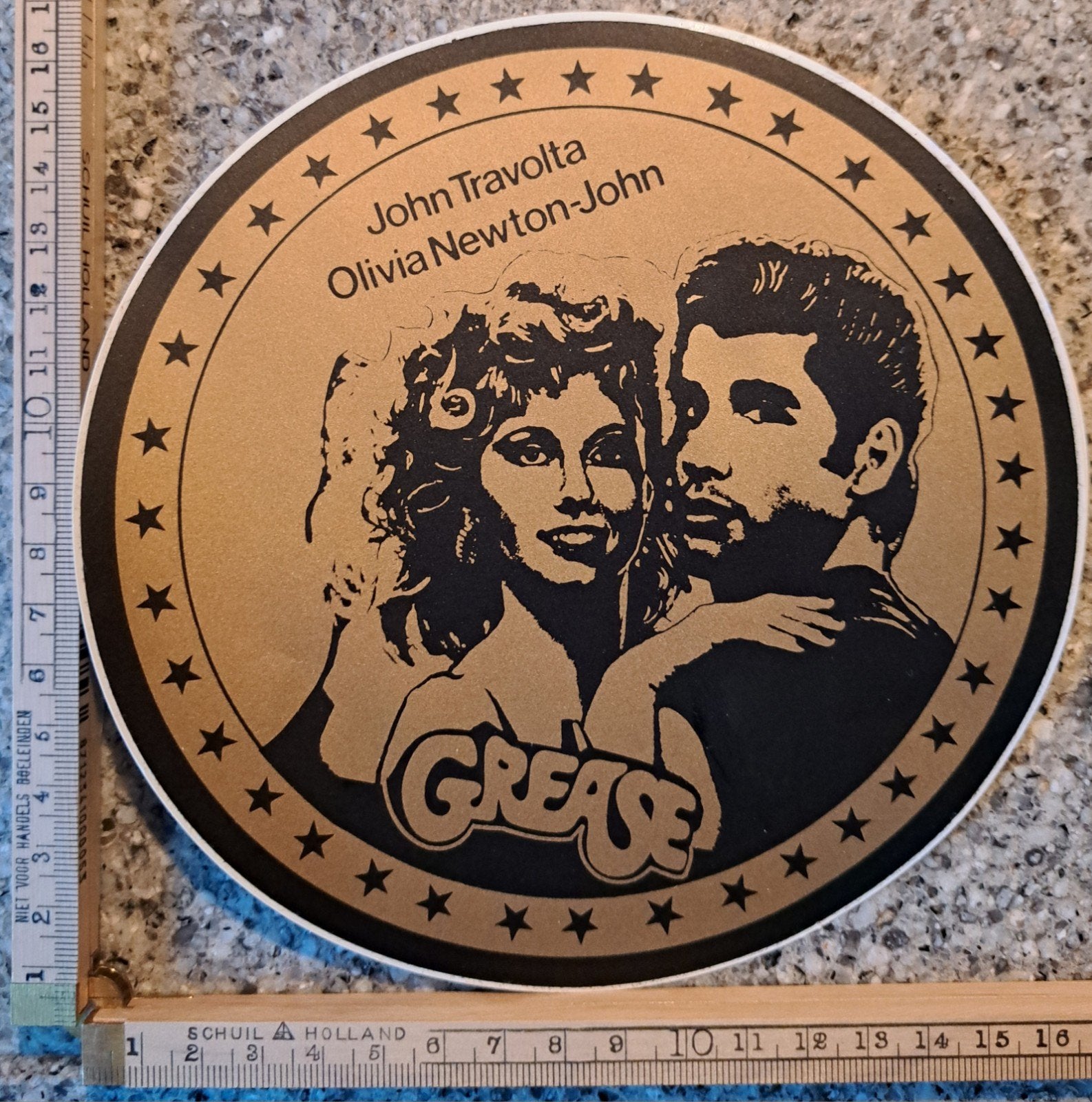 Grote vintage sticker Olivia Newton John en John Travolta, Ophalen of Verzenden, Zo goed als nieuw, Film, Tv of Omroep