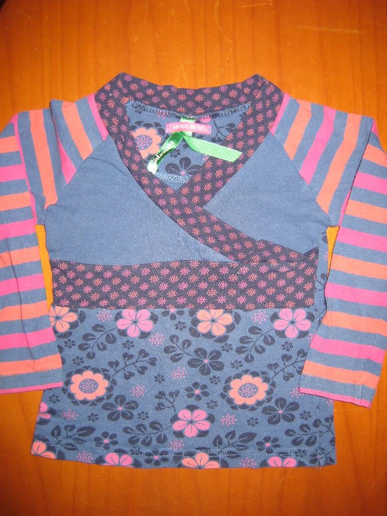 Shirt, 86/92, HEMA Girls Wear, Kinderen en Baby's, Babykleding | Maat 86, Ophalen of Verzenden, Zo goed als nieuw, Meisje, Shirtje of Longsleeve