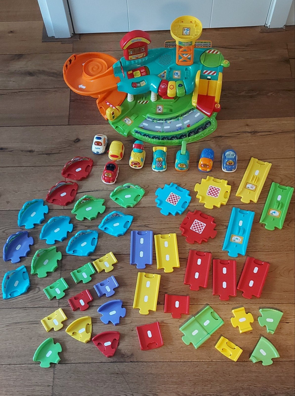 VTech Toet Toet Garage met auto's en extra wegdelen, Ophalen of Verzenden, Zo goed als nieuw, 2 tot 4 jaar