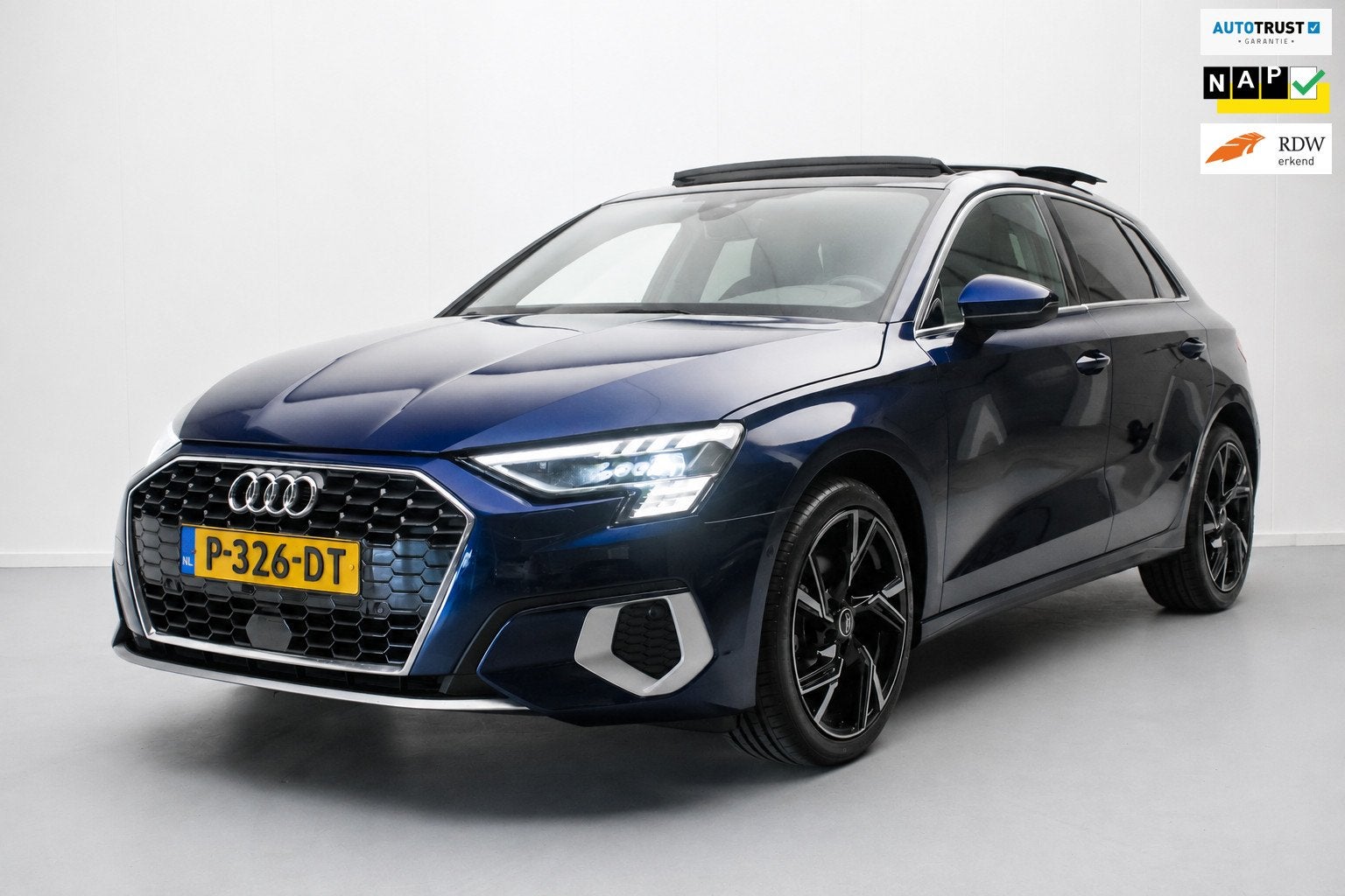 Audi A3 Sportback 35 TFSI Advanced Sport Edition S NL-auto [, Stof, 4 cilinders, 150 pk, Blauw