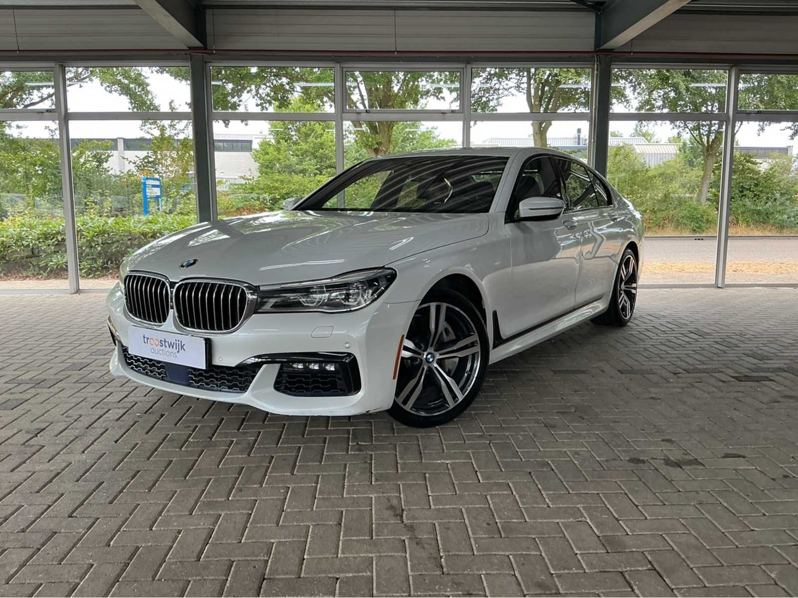 BMW 750i xDrive | 4.4 liter V8 biturbo | 450 pk | 2015 | M-S, Automaat, Gebruikt, Bedrijf, Sedan