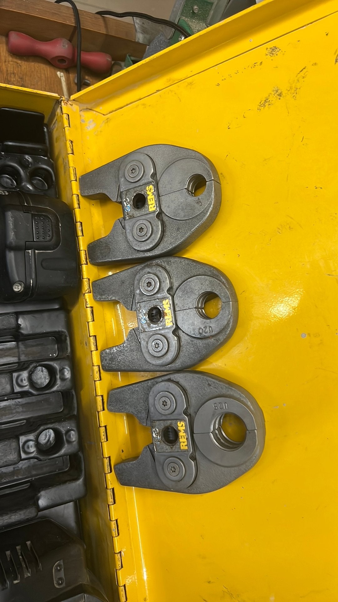 Perstang rems mini inc uponor persbekken, Ophalen of Verzenden, Zo goed als nieuw