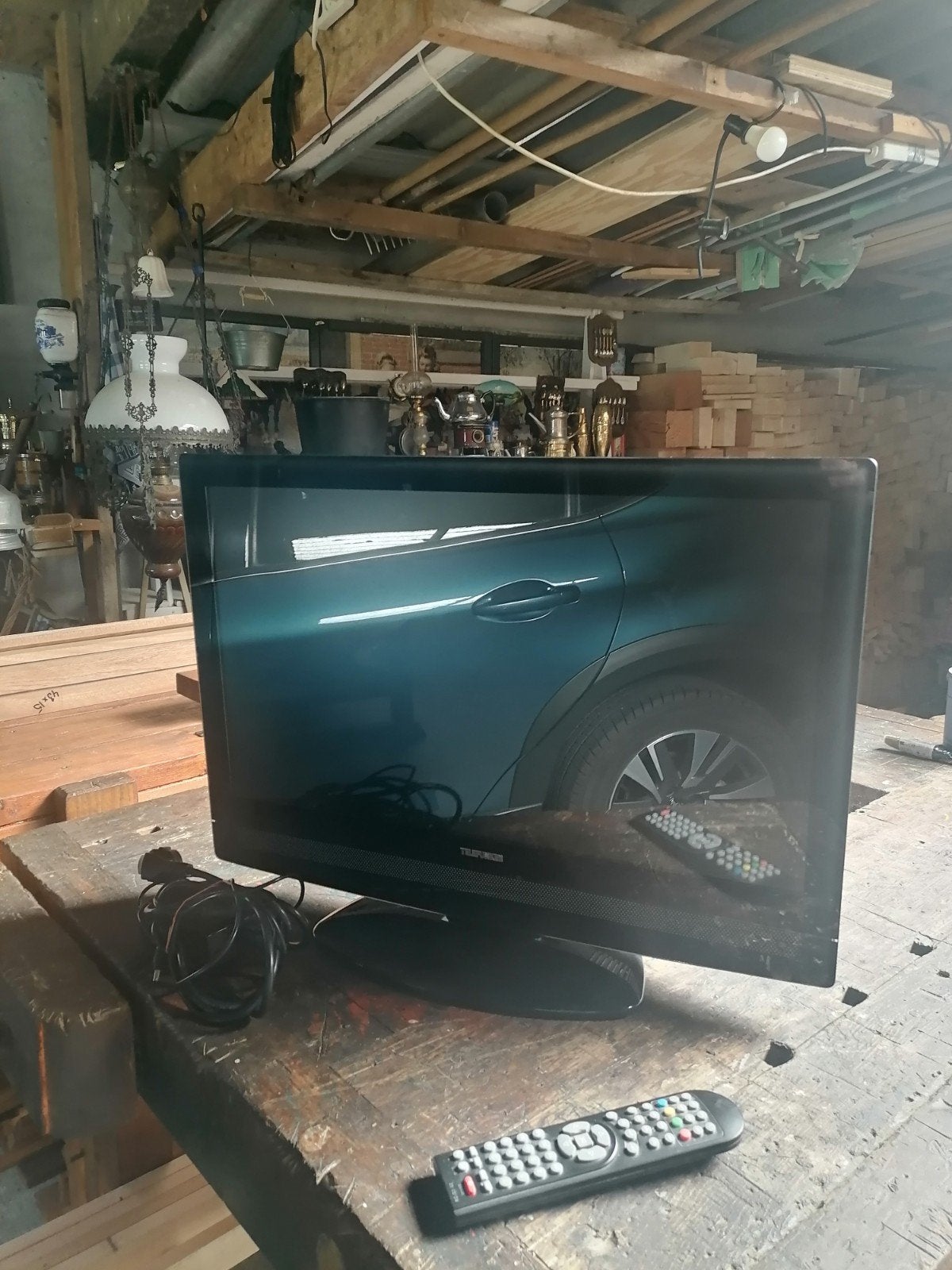 Telefunken LCD TV 240FHDVD met ingebouwde DVD-speler, Gebruikt, 50 Hz, LCD, 40 tot 60 cm